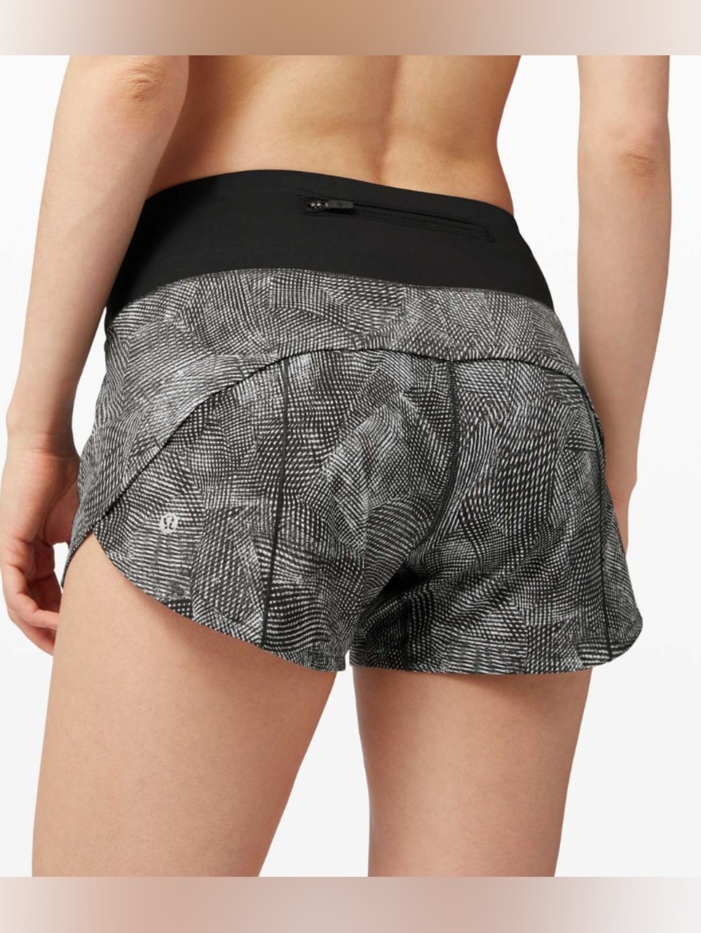 Lululemon Speed Up shorts